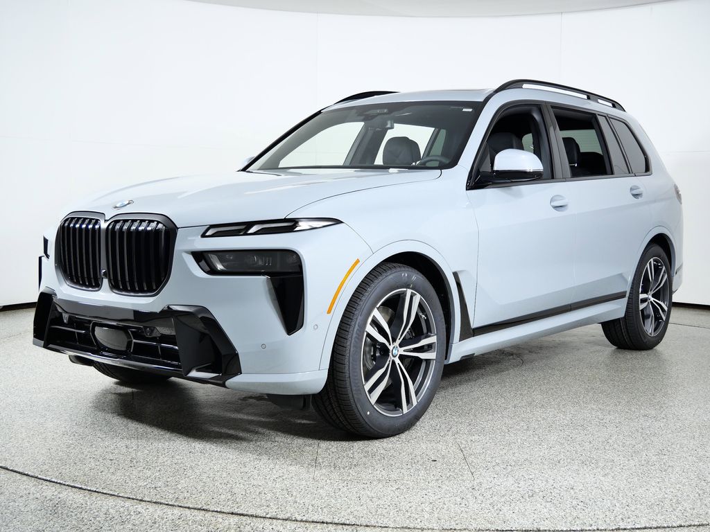 2026 BMW X7 40i's photo