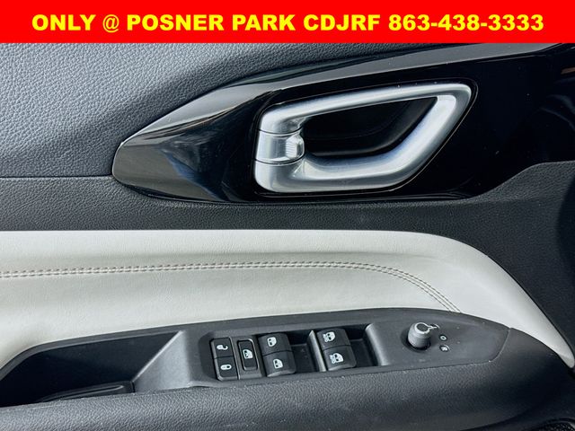 2024 Jeep Compass Limited photo 16
