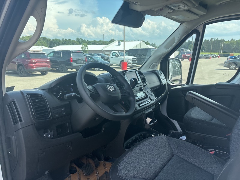 2025 Ram ProMaster 2500 photo 10