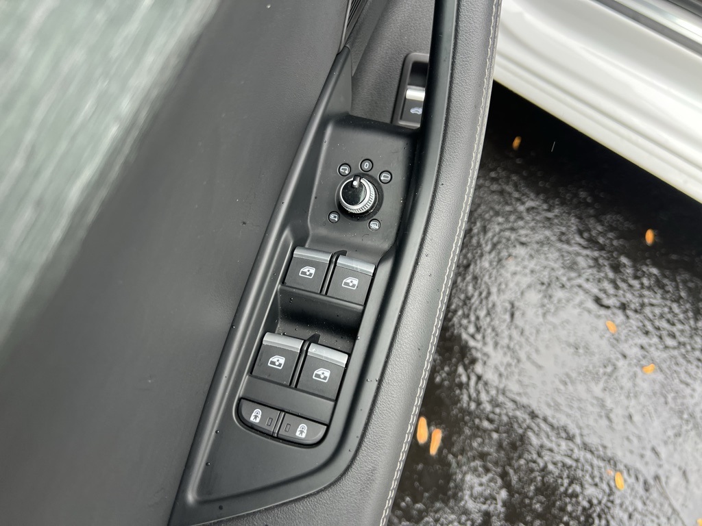 2023 Audi A4 45 S line Premium Plus Quattro photo 10
