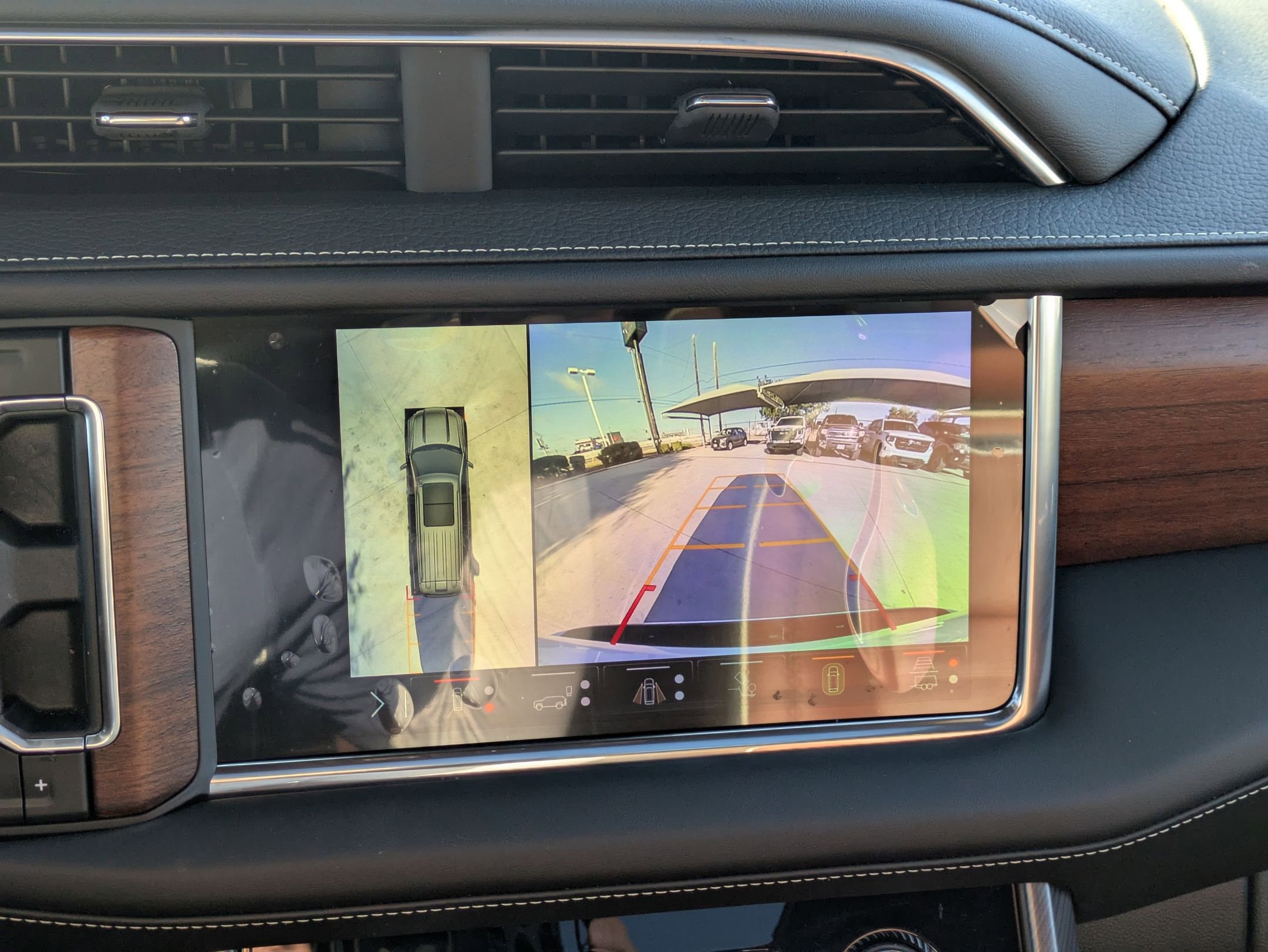 2024 Gmc Yukon XL Denali Ultimate photo 18