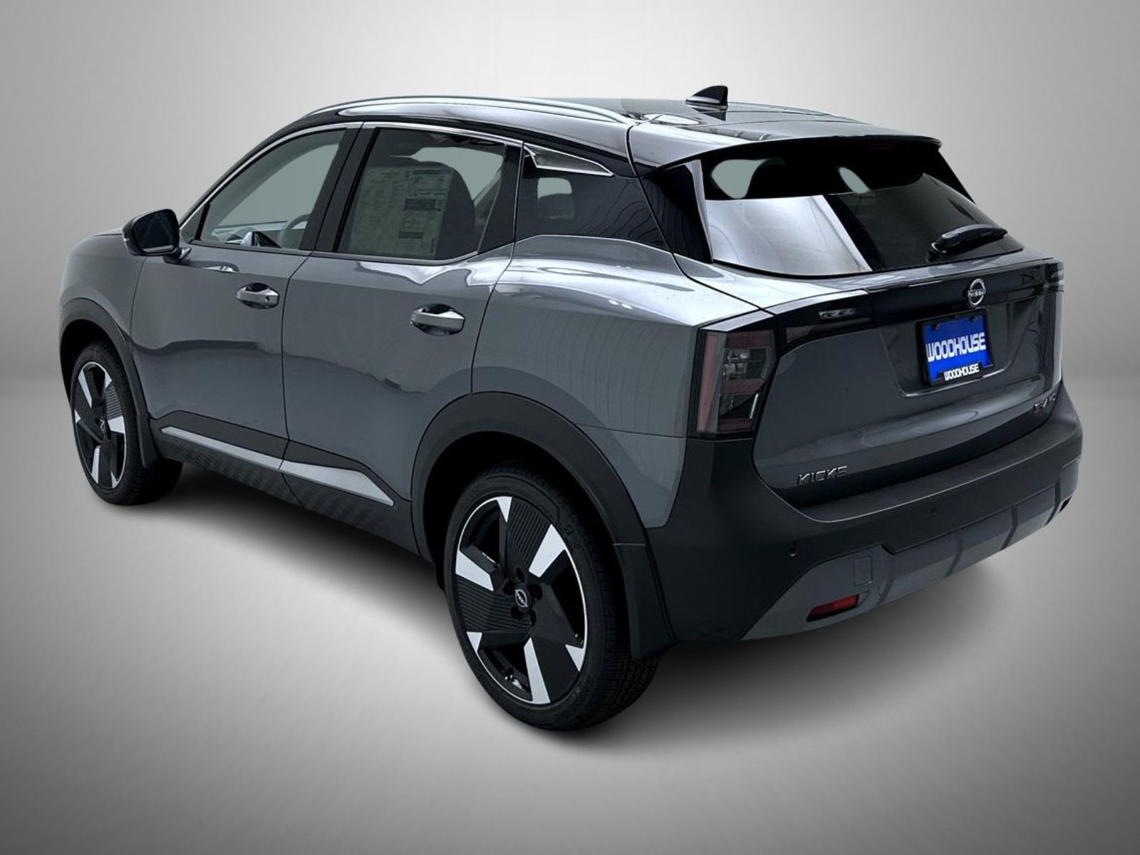 2025 Nissan Kicks SR photo 7