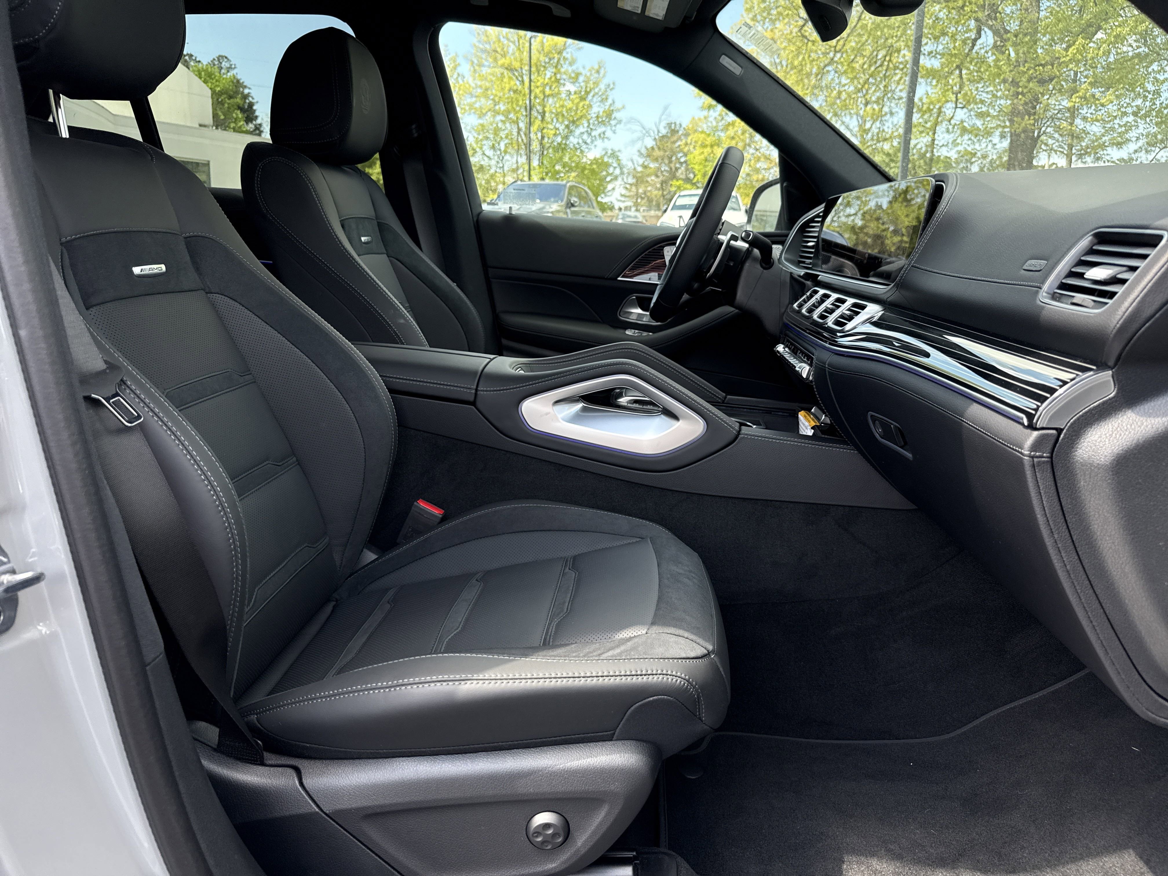 2025 Mercedes Benz GLE 53 AMG photo 18