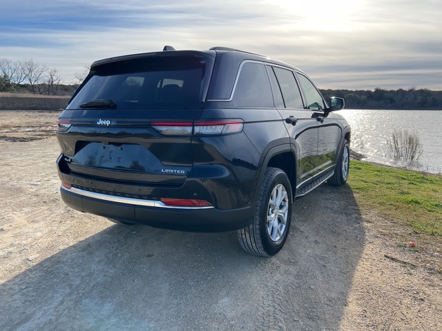 2023 Jeep Grand Cherokee Limited photo 5