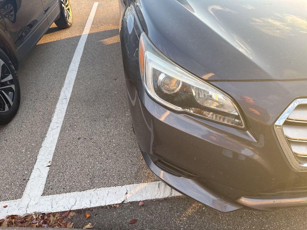 2016 Subaru Legacy Premium photo 2