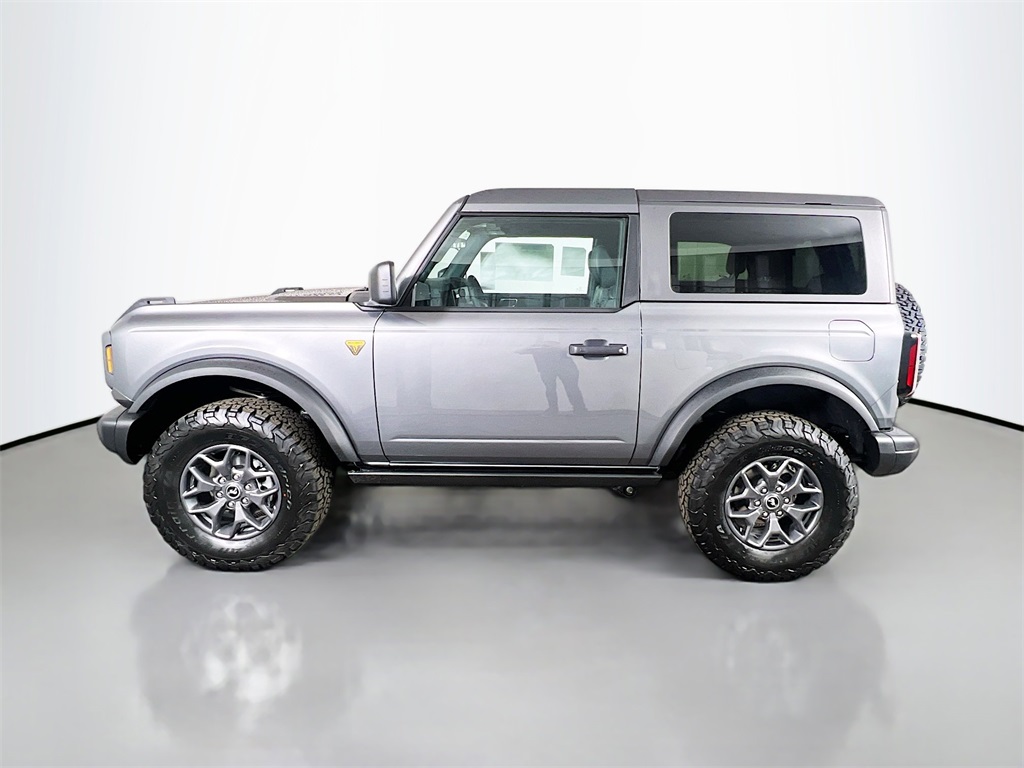 2025 Ford Bronco Badlands photo 6