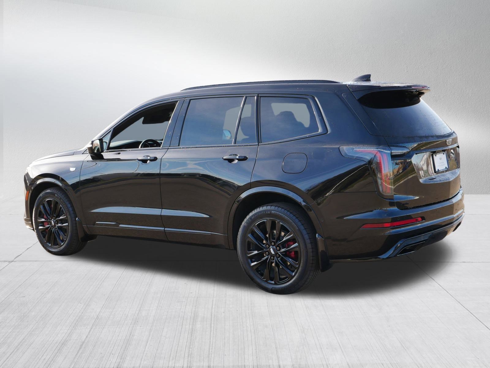 2024 Cadillac XT6 Sport photo 4