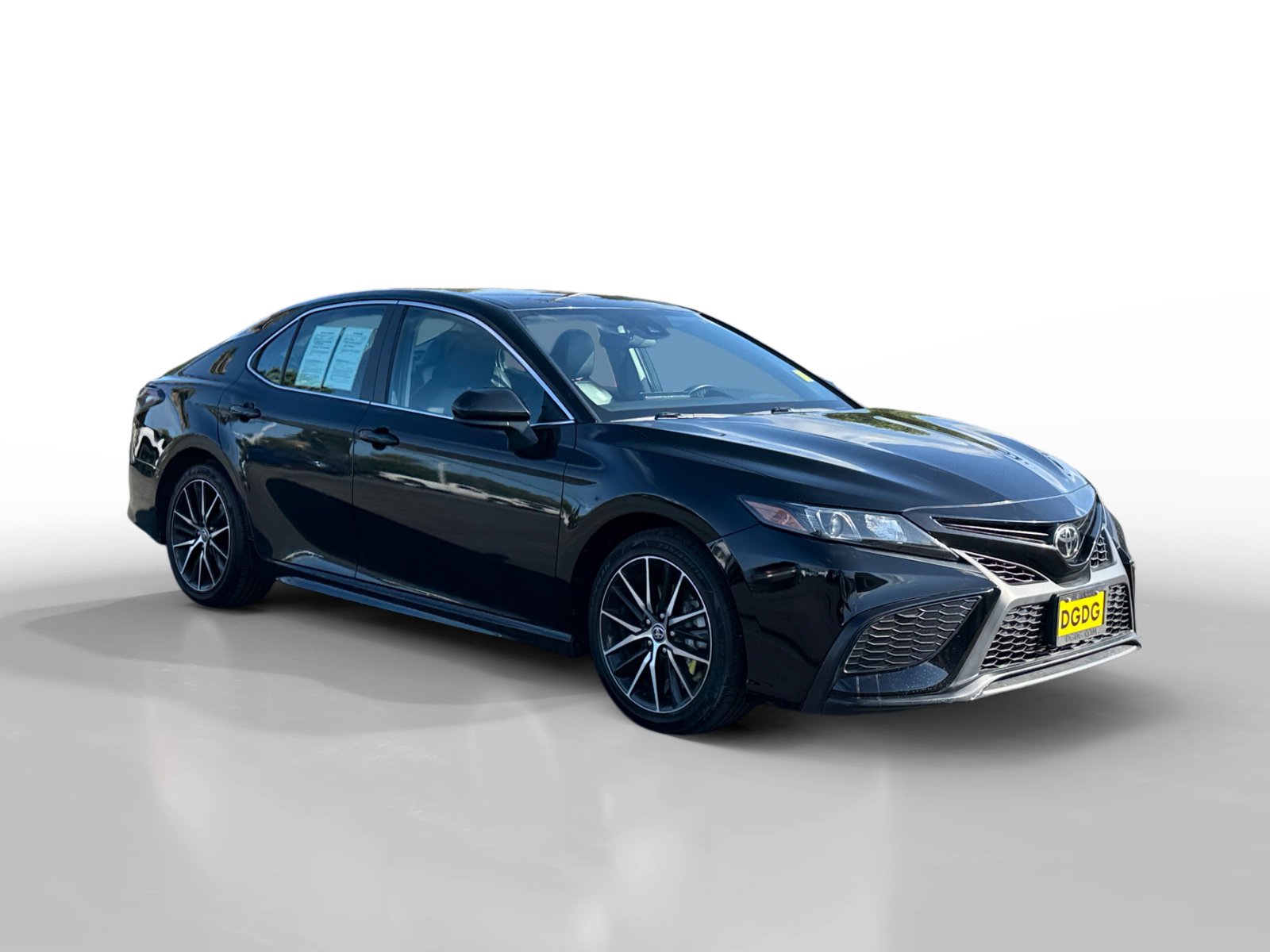 2021 Toyota Camry SE photo 7
