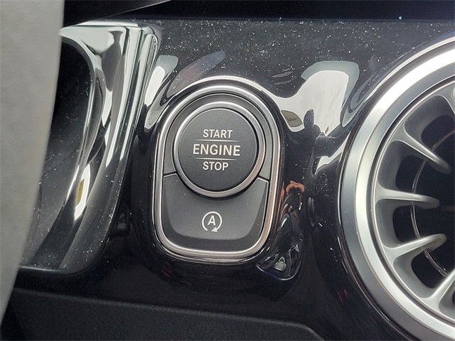 2025 Mercedes Benz GLA 250 4MATIC photo 25