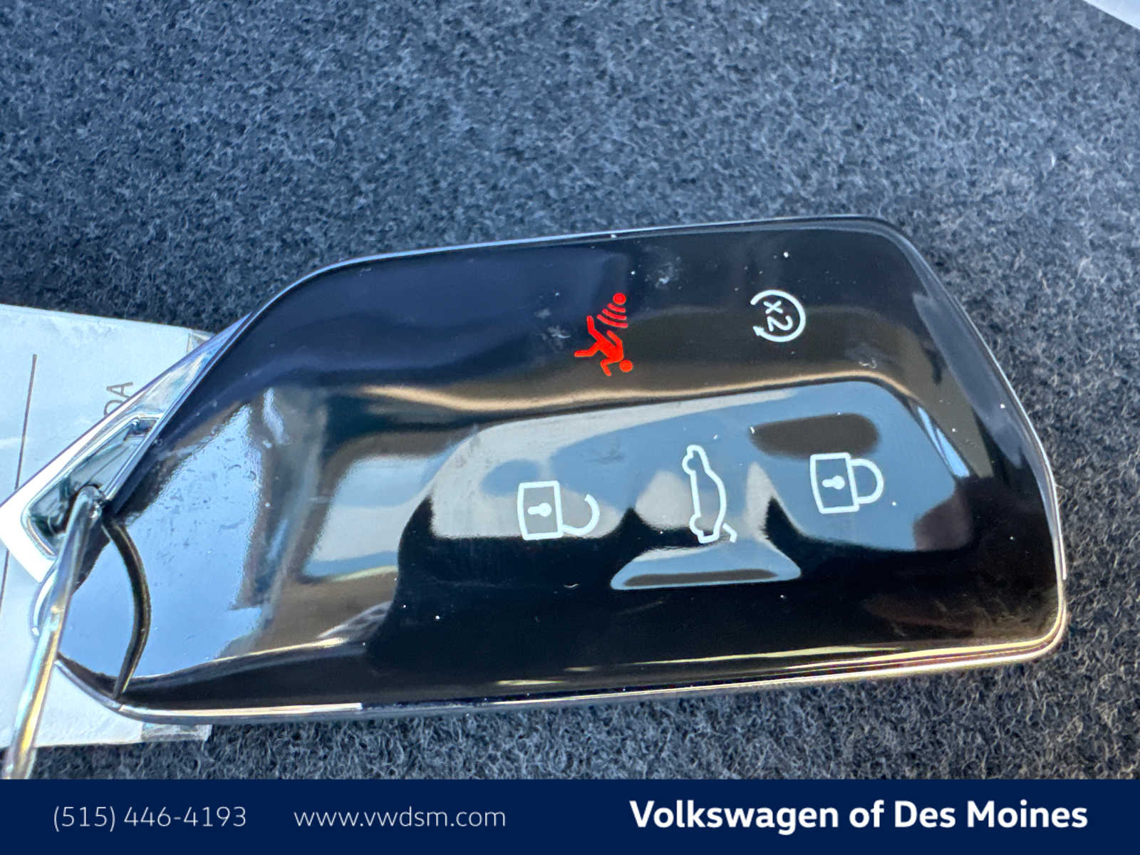 2025 Volkswagen Atlas SE Technology photo 19