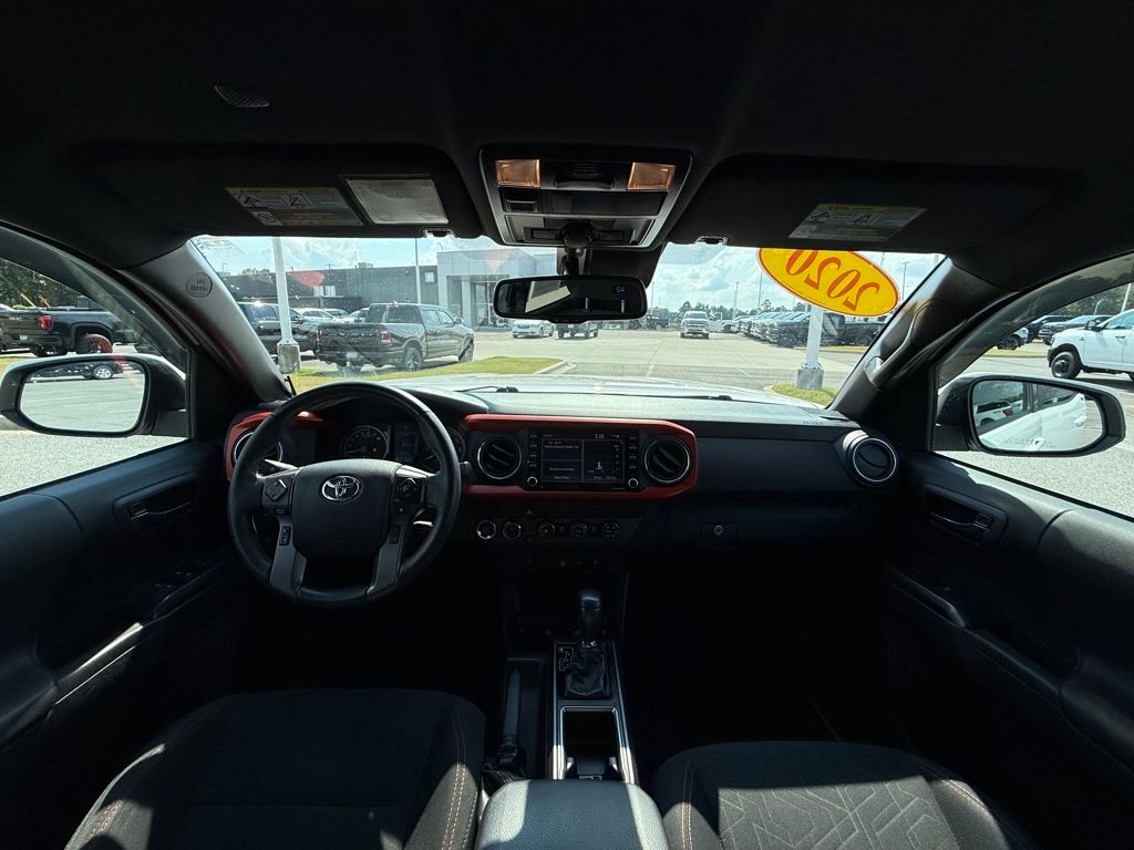 2020 Toyota Tacoma TRD Off-Road photo 11