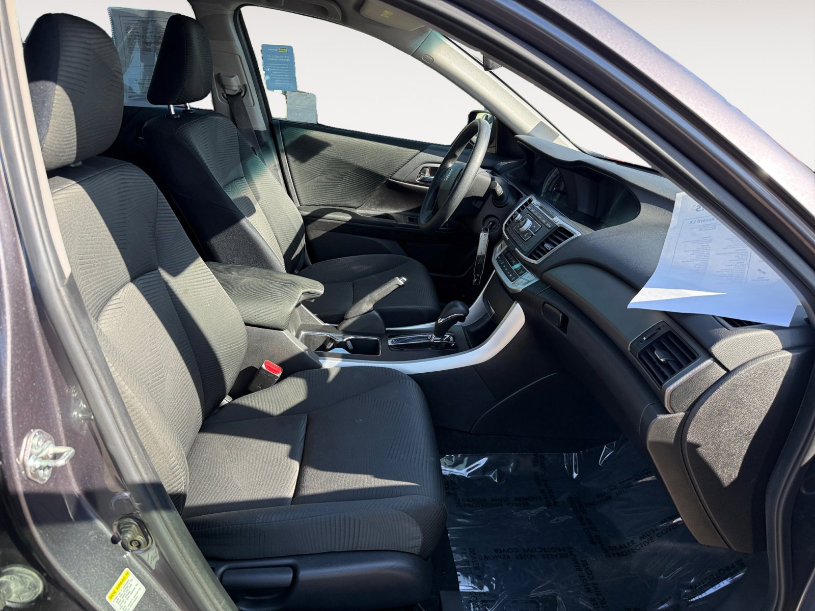 2015 Honda Accord LX photo 18