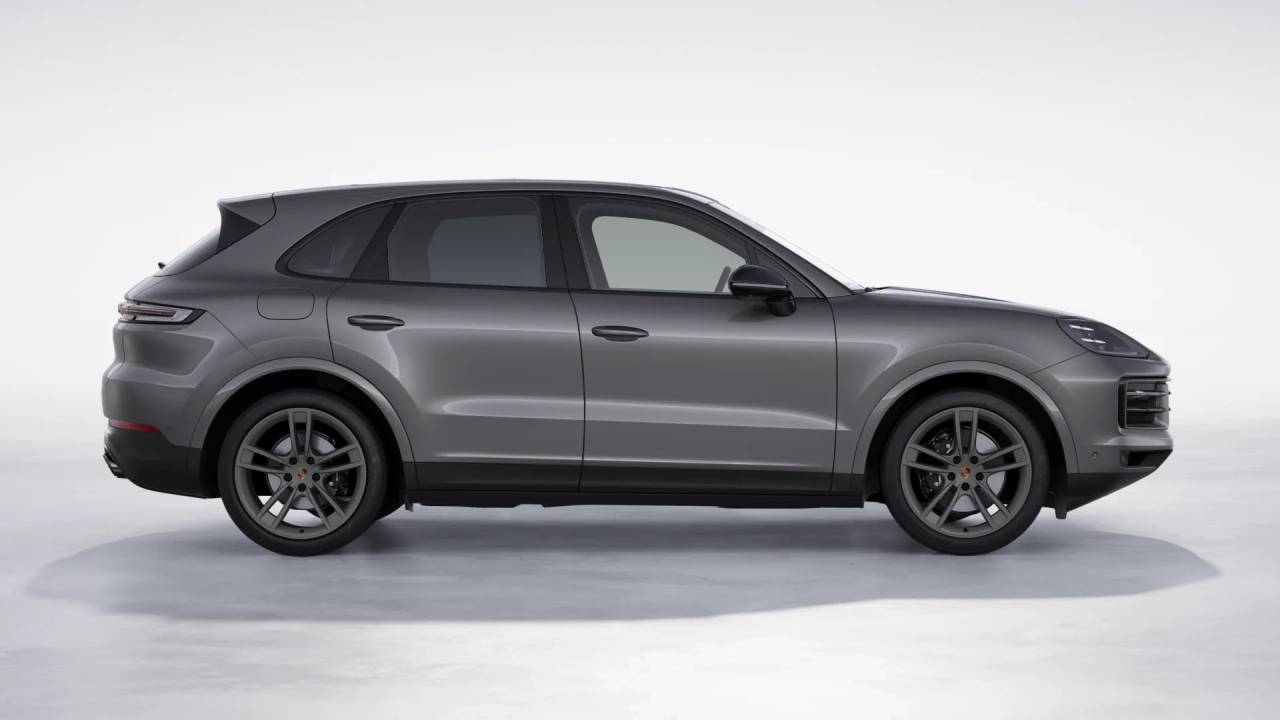 2026 Porsche Cayenne photo 5