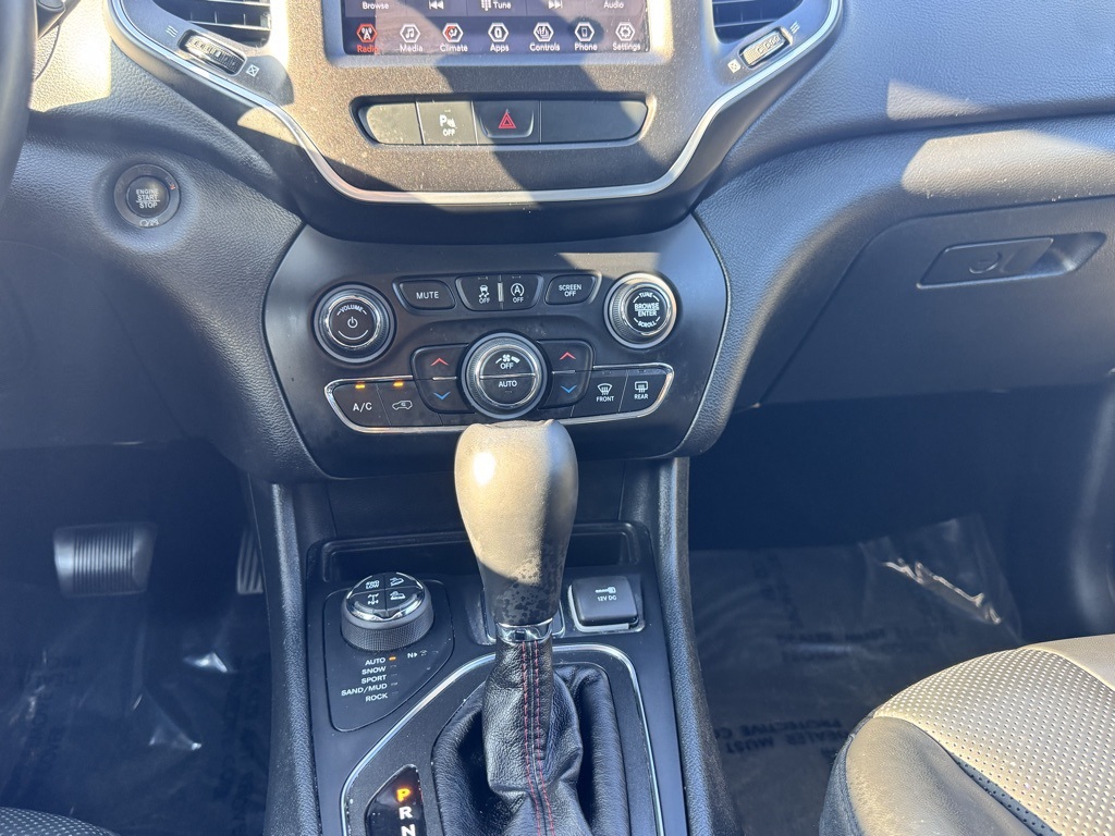 2019 Jeep Cherokee Trailhawk photo 8