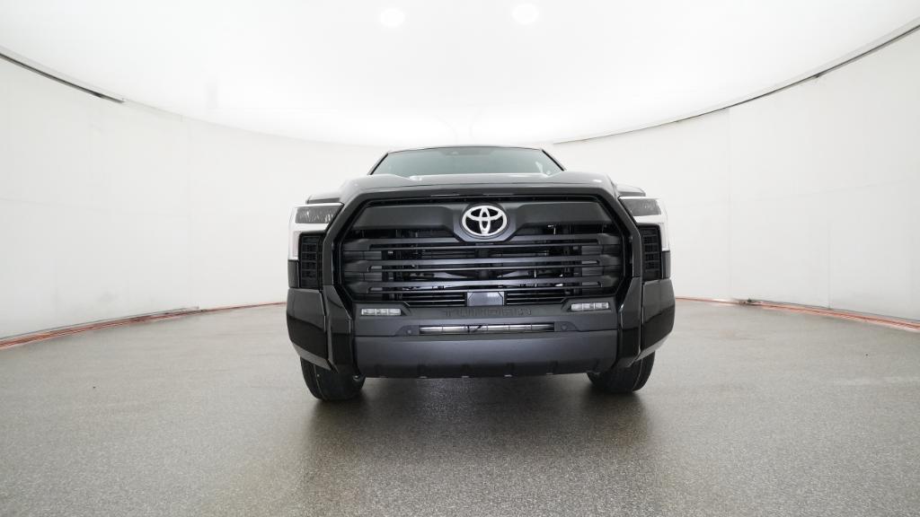 2026 Toyota Tundra SR5 CrewMax photo 3