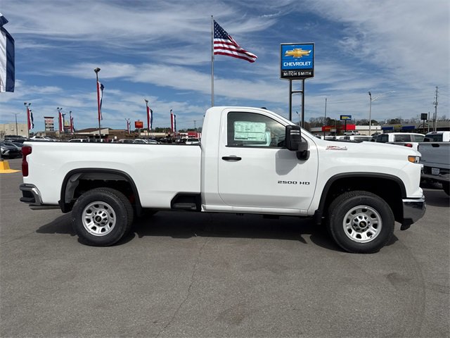 2025 Chevrolet Silverado 2500HD photo 6