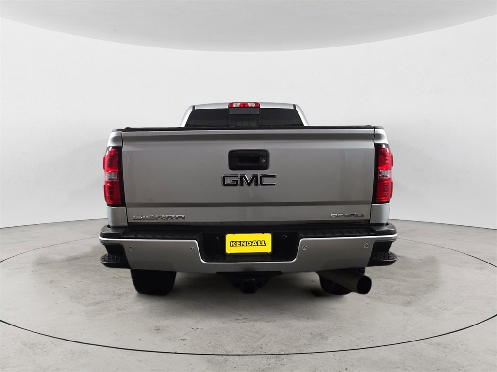 2019 Gmc Sierra 3500 HD Denali photo 4