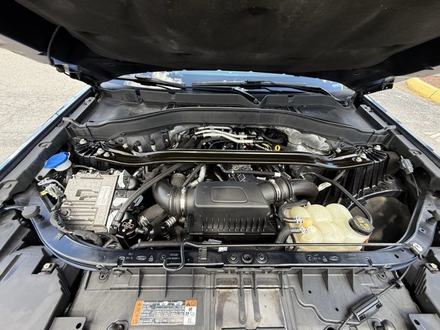 2020 Ford Explorer ST photo 9