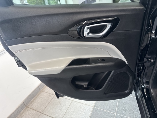 2024 Jeep Compass Limited photo 11