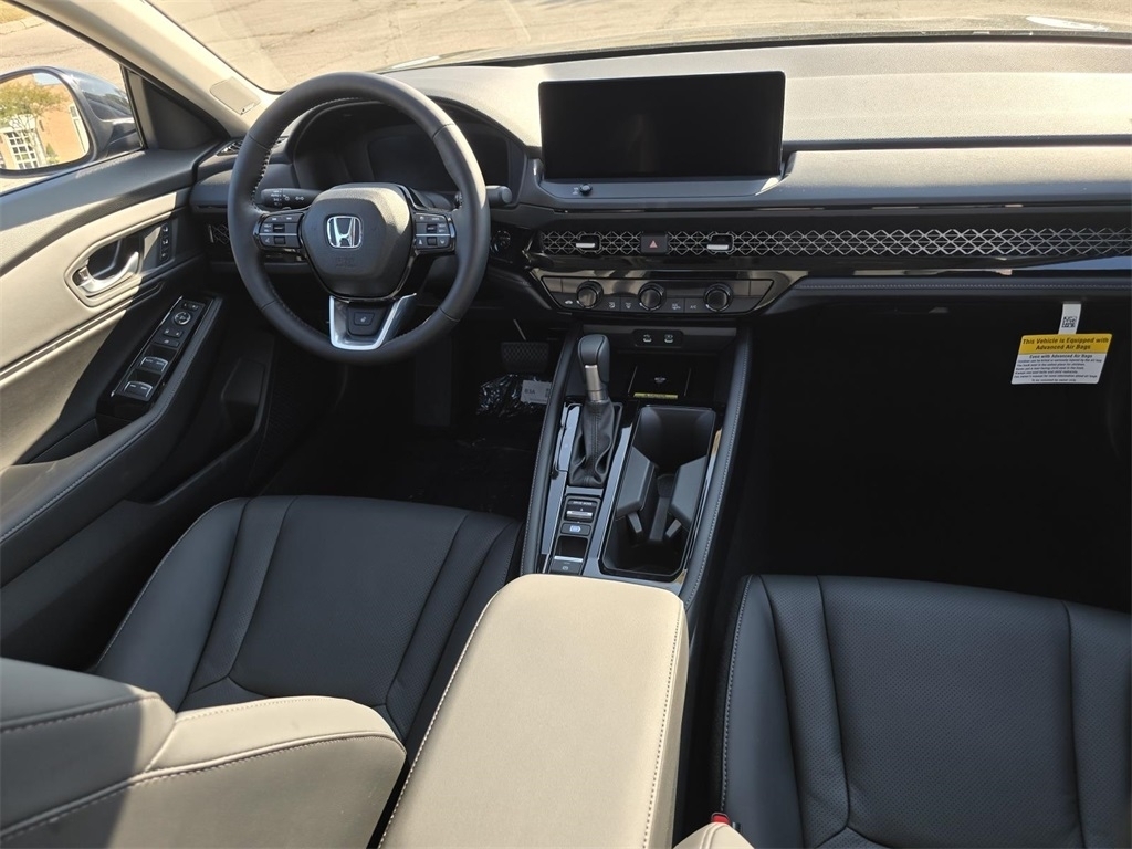2025 Honda Accord Touring photo 16