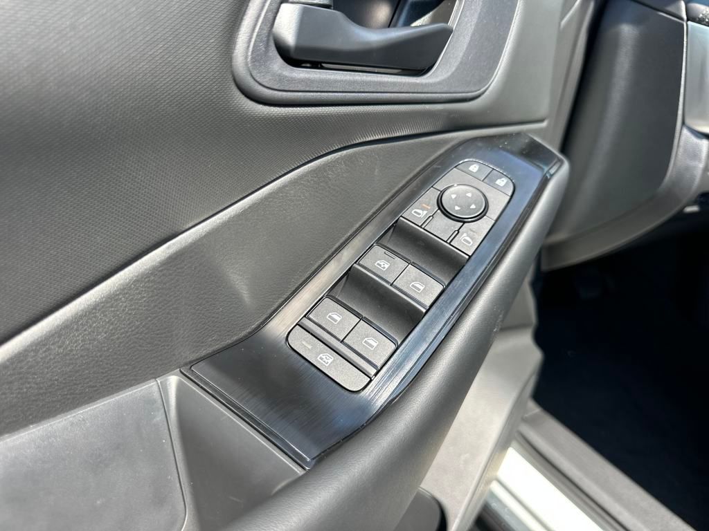 2026 Nissan Rogue S photo 11