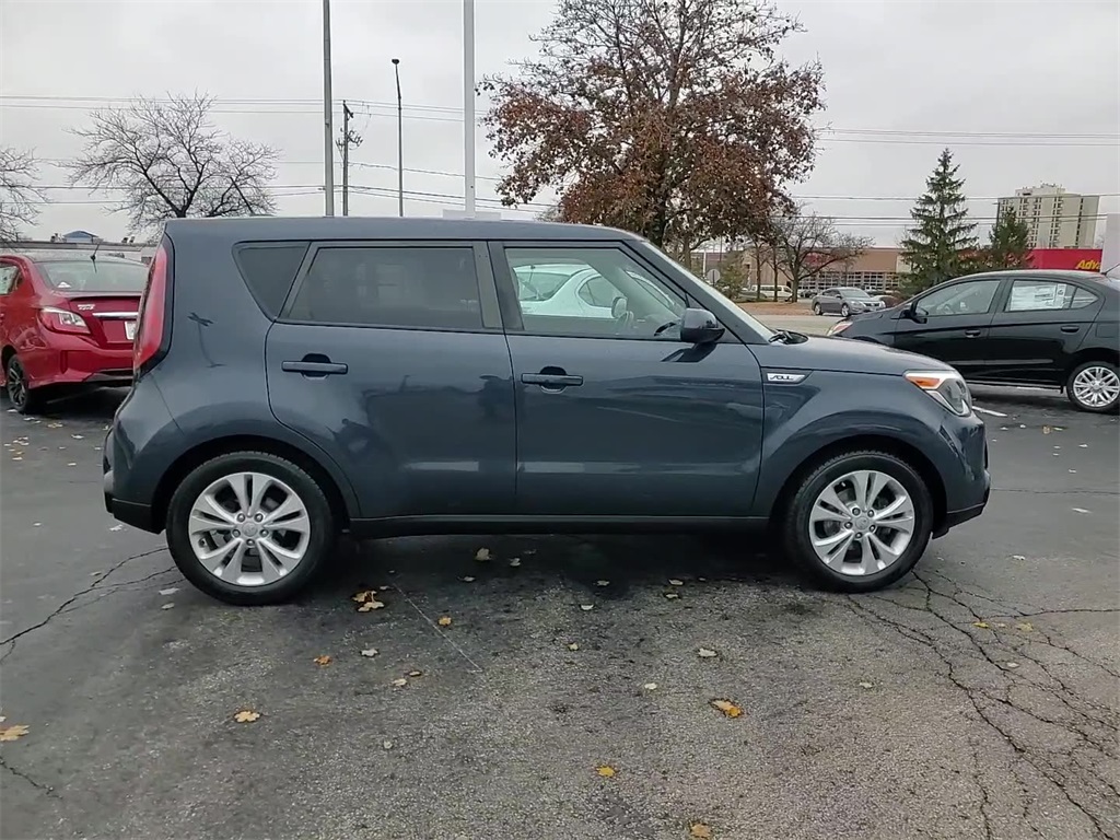2016 Kia Soul Plus photo 3