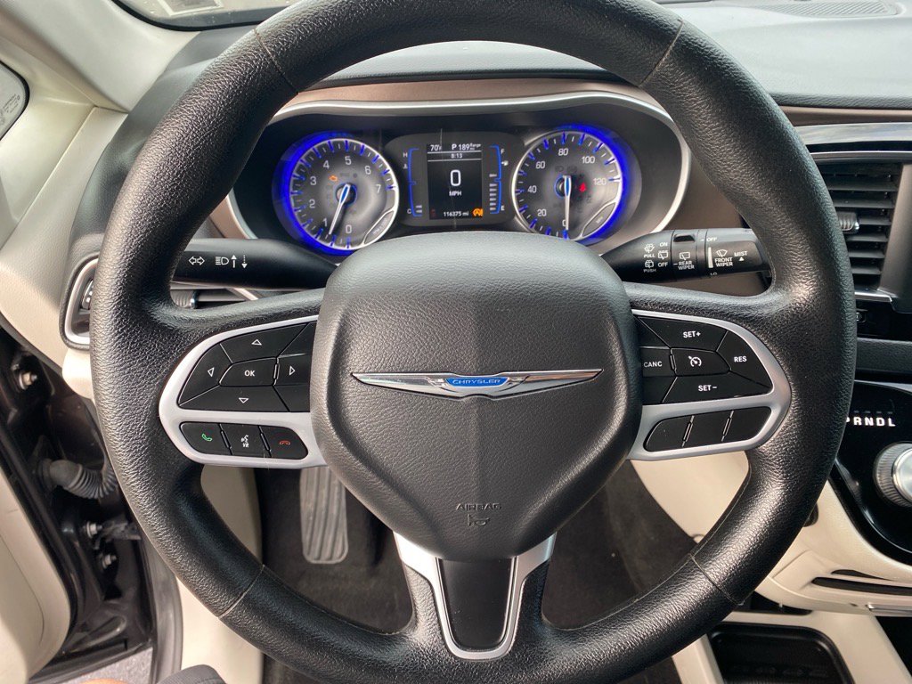 2021 Chrysler Voyager LXi photo 10