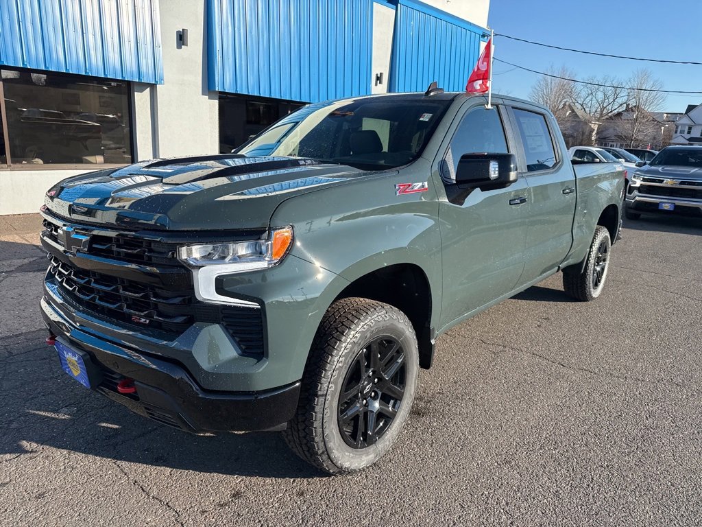 2026 Chevrolet Silverado 1500 LT Trail Boss photo 2