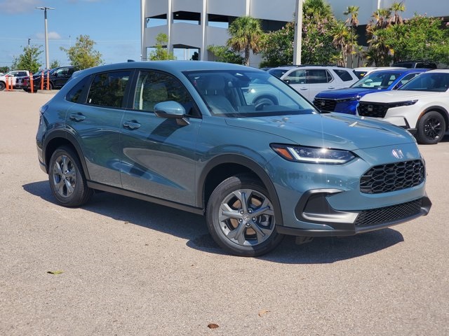 2026 Honda HR-V Sport photo 2