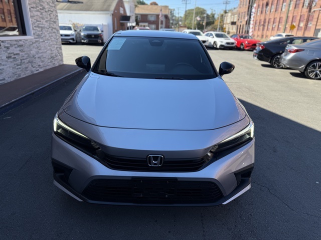 2022 Honda Civic Sport photo 2