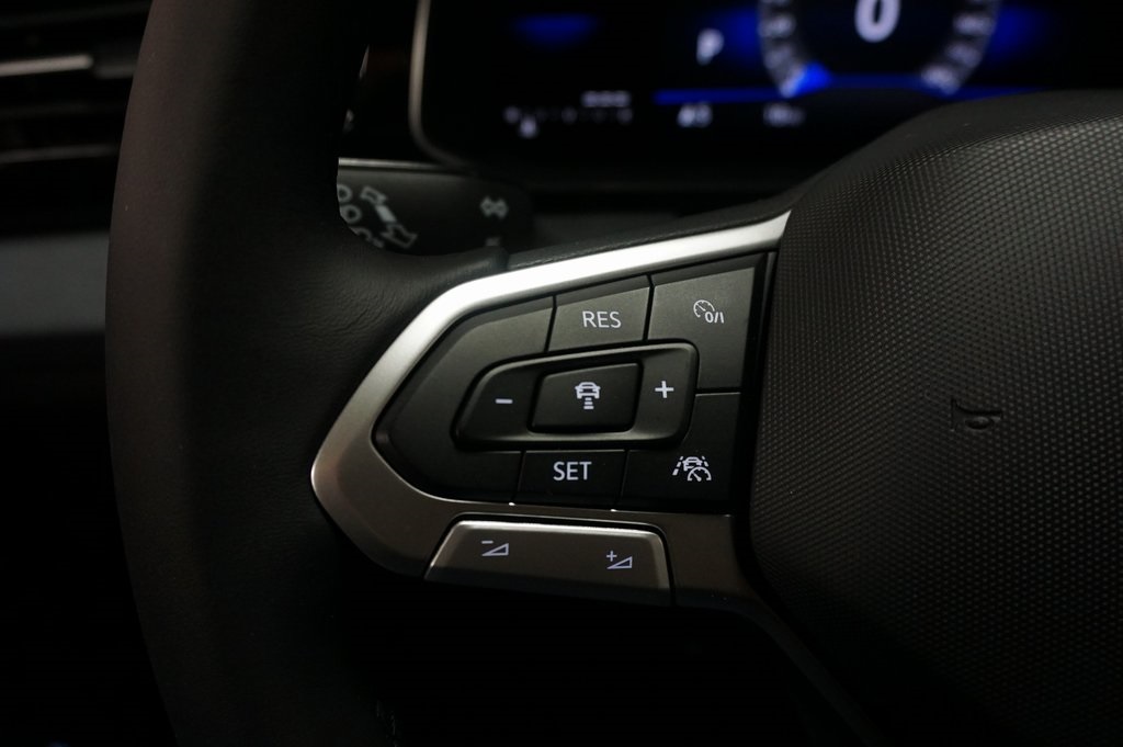 2025 Volkswagen Jetta 1.5T SE photo 19