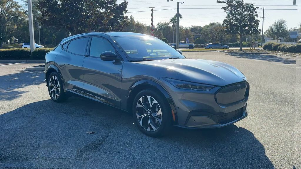 2023 Ford Mustang Mach-E Premium photo 2