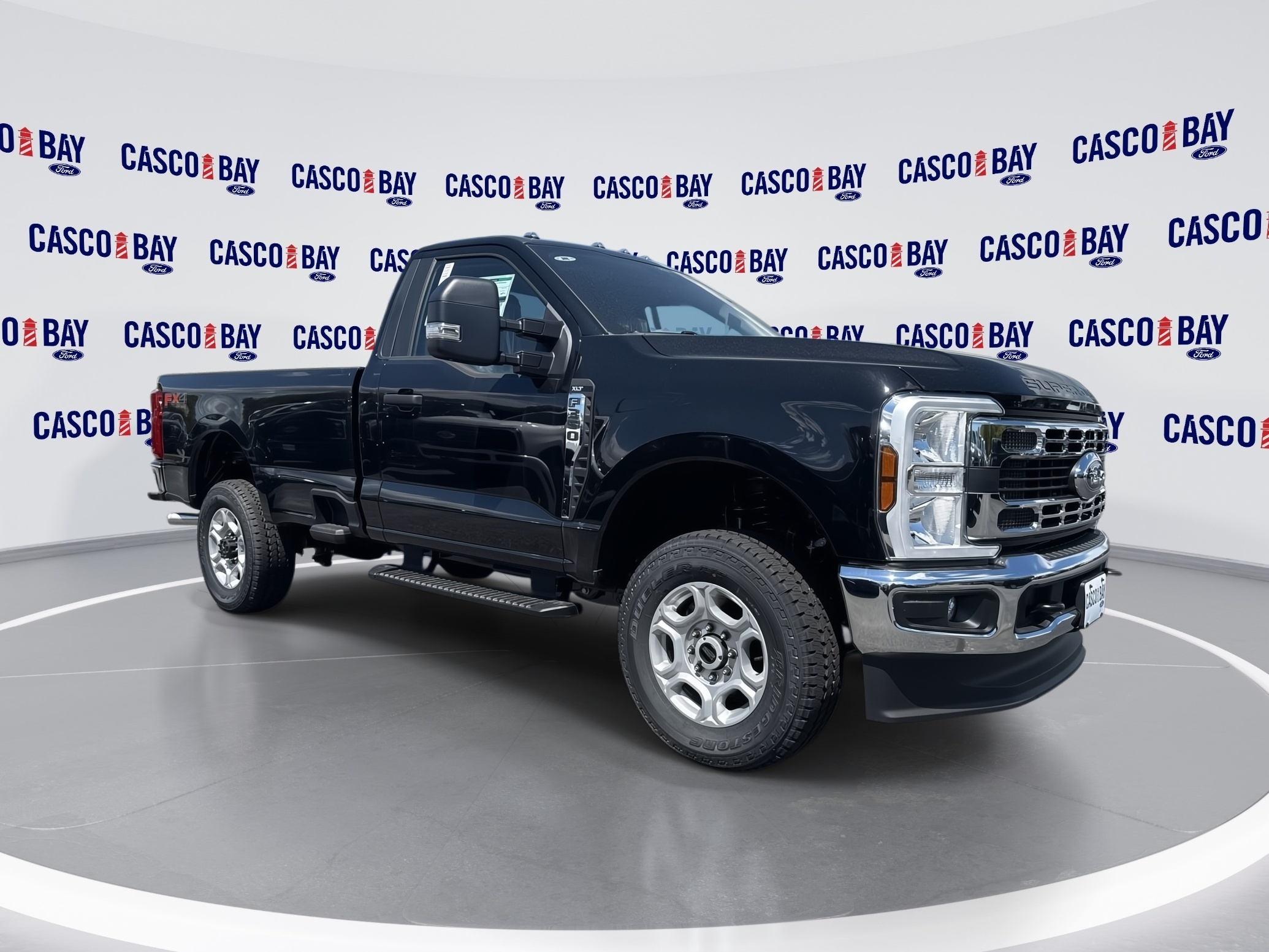 2025 Ford F-350 Super Duty XLT's photo