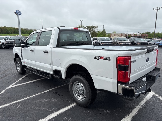 2025 Ford F-350 XL photo 4