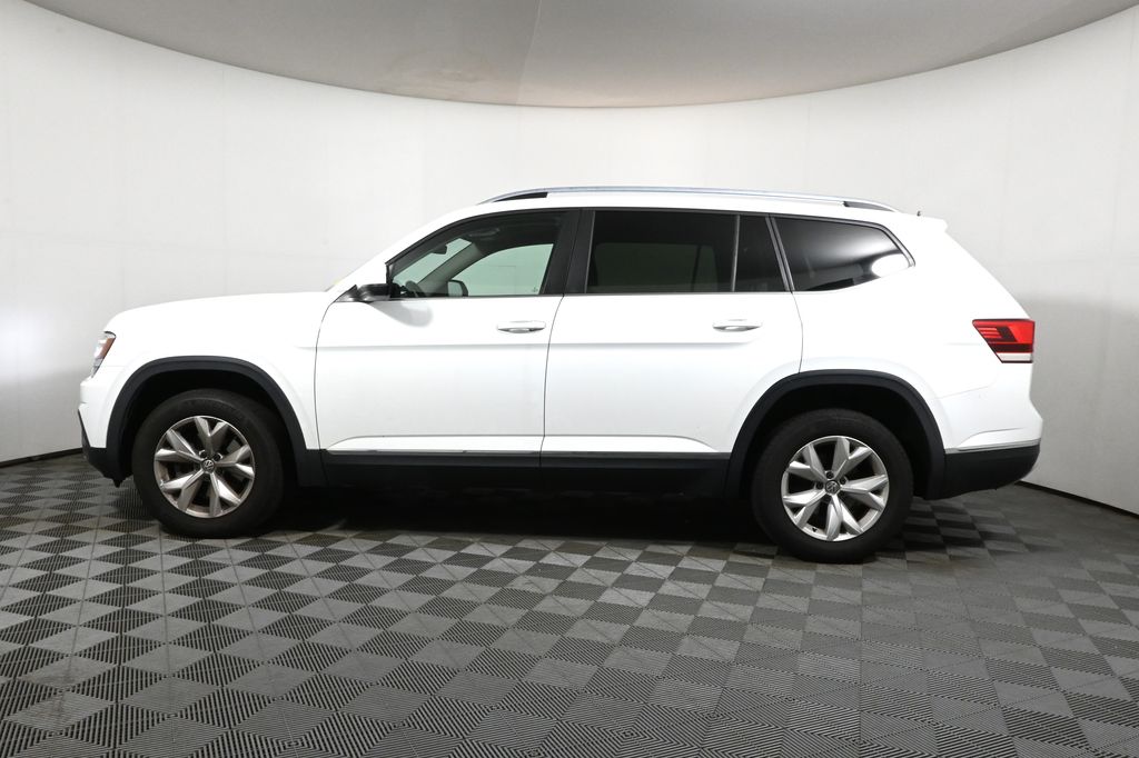 Used 2018 Volkswagen Atlas SEL with VIN 1V2MR2CA8JC550813 for sale in Warwick, RI