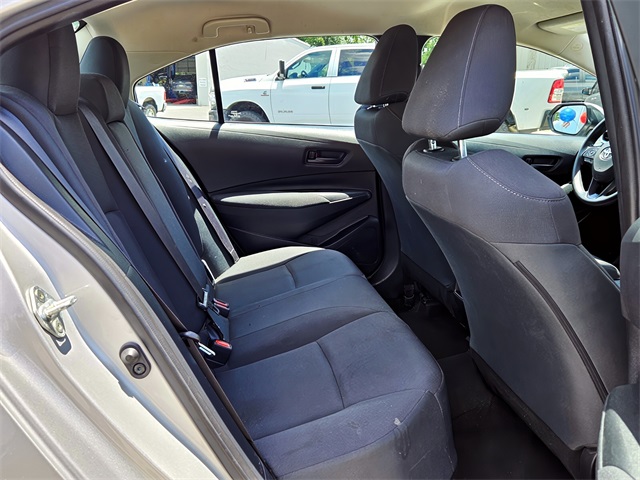 2022 Toyota Corolla LE photo 16