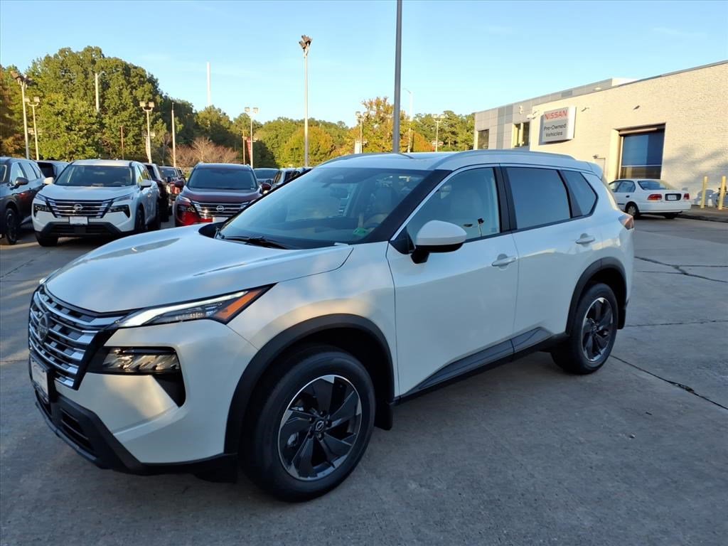 2026 Nissan Rogue SV photo 4