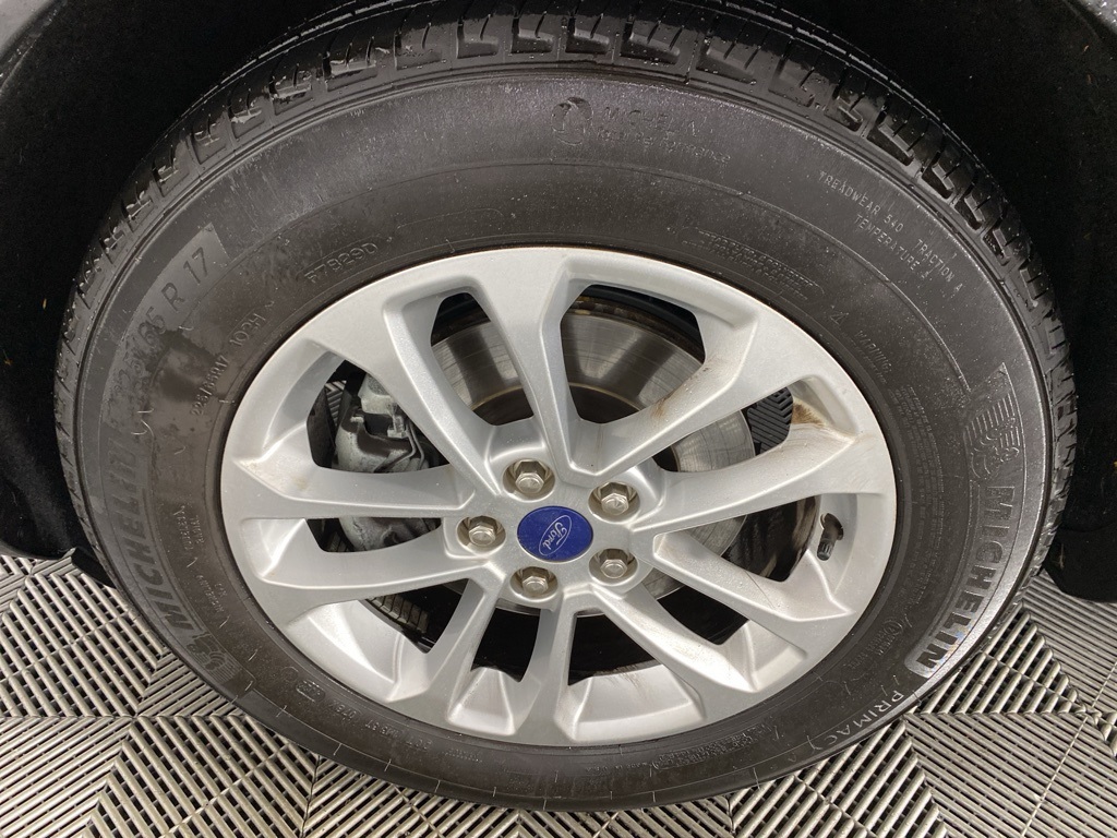 2022 Ford Escape SE photo 4