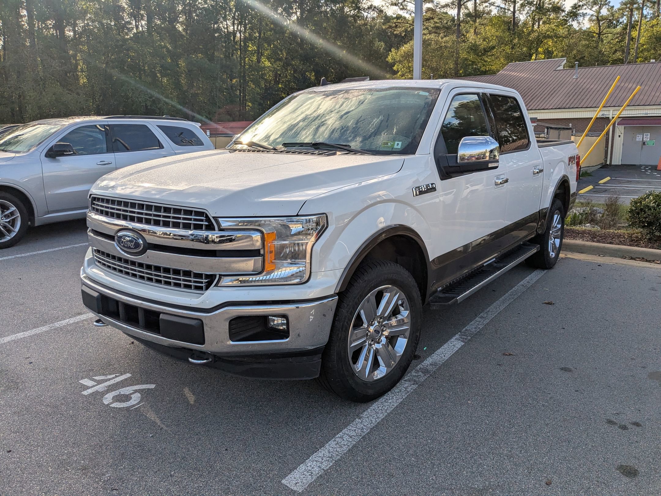 2019 Ford F-150 Lariat photo 3