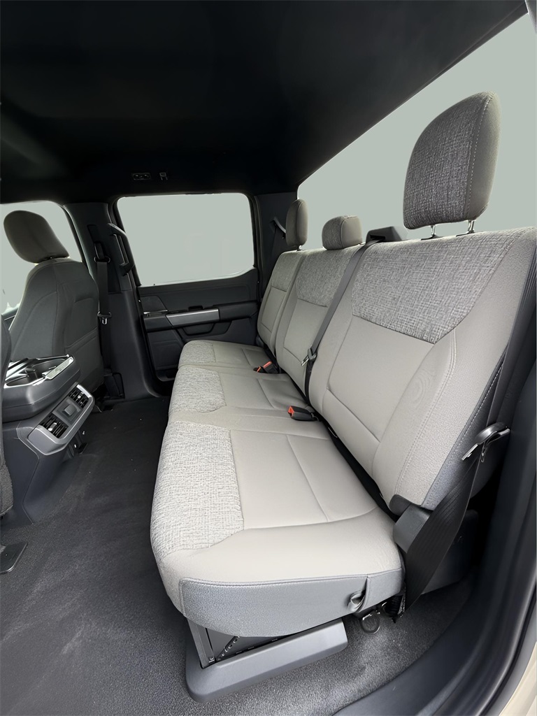 2025 Ford F-150 XLT photo 20