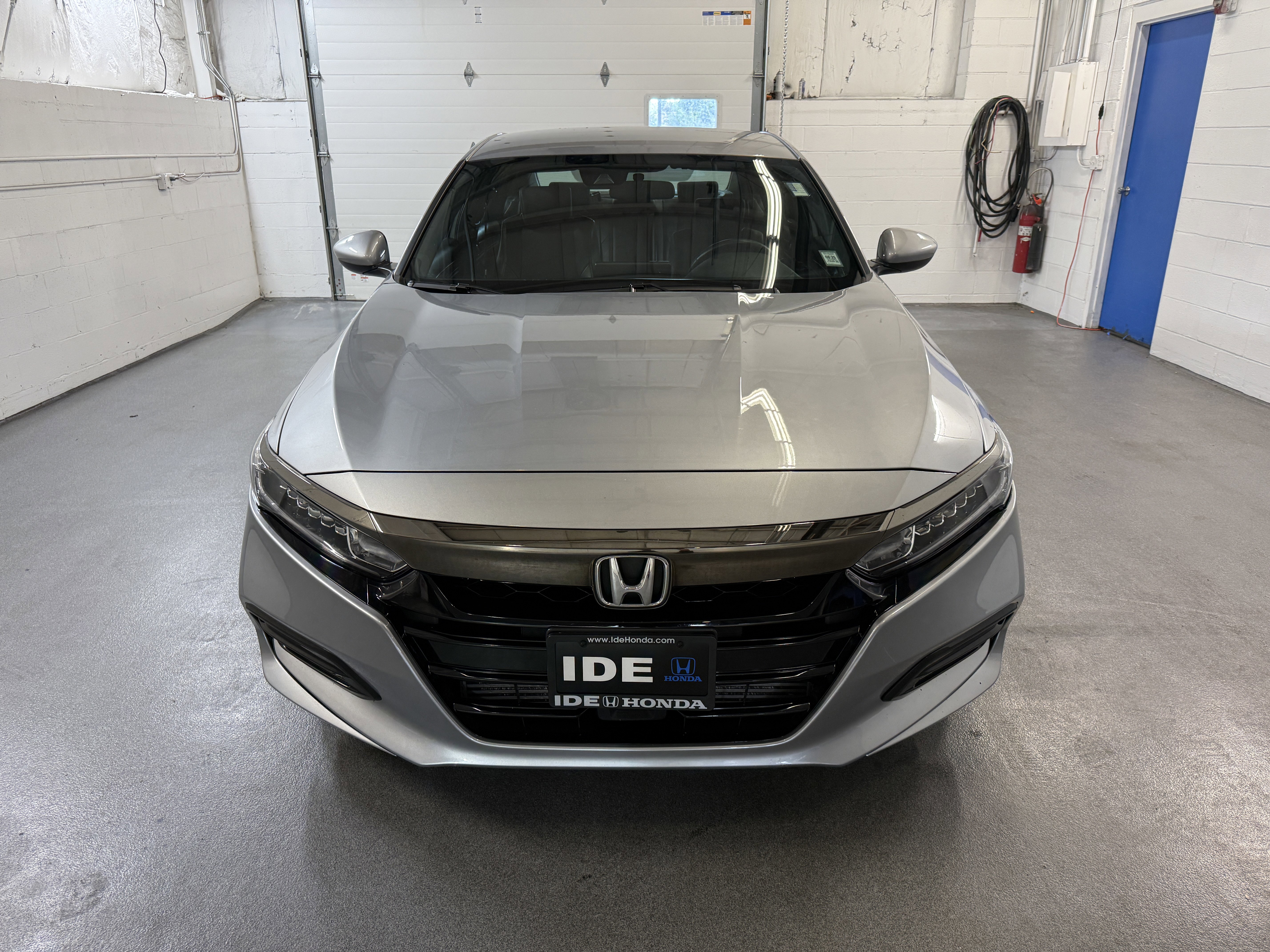 1HGCV1E38KA068827
