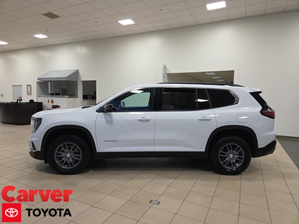 2025 GMC Acadia Elevation's photo