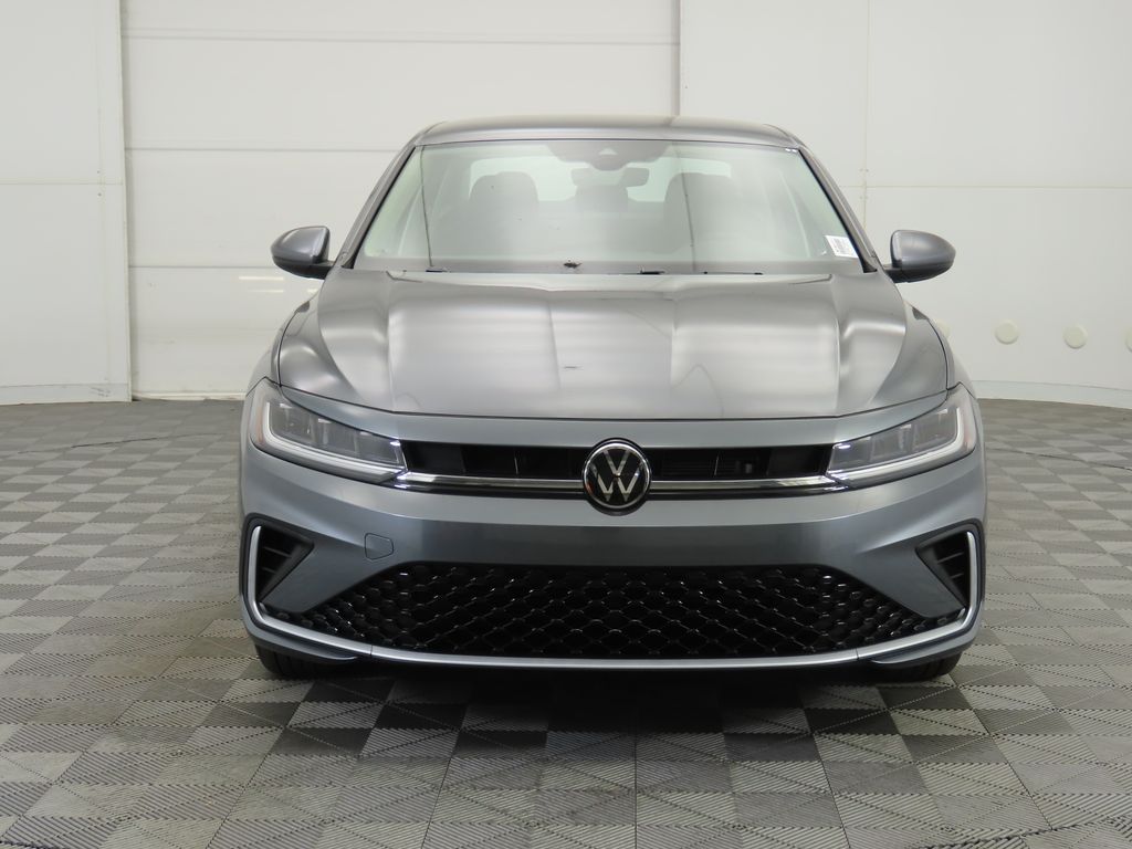 2025 Volkswagen Jetta 1.5T S photo 3