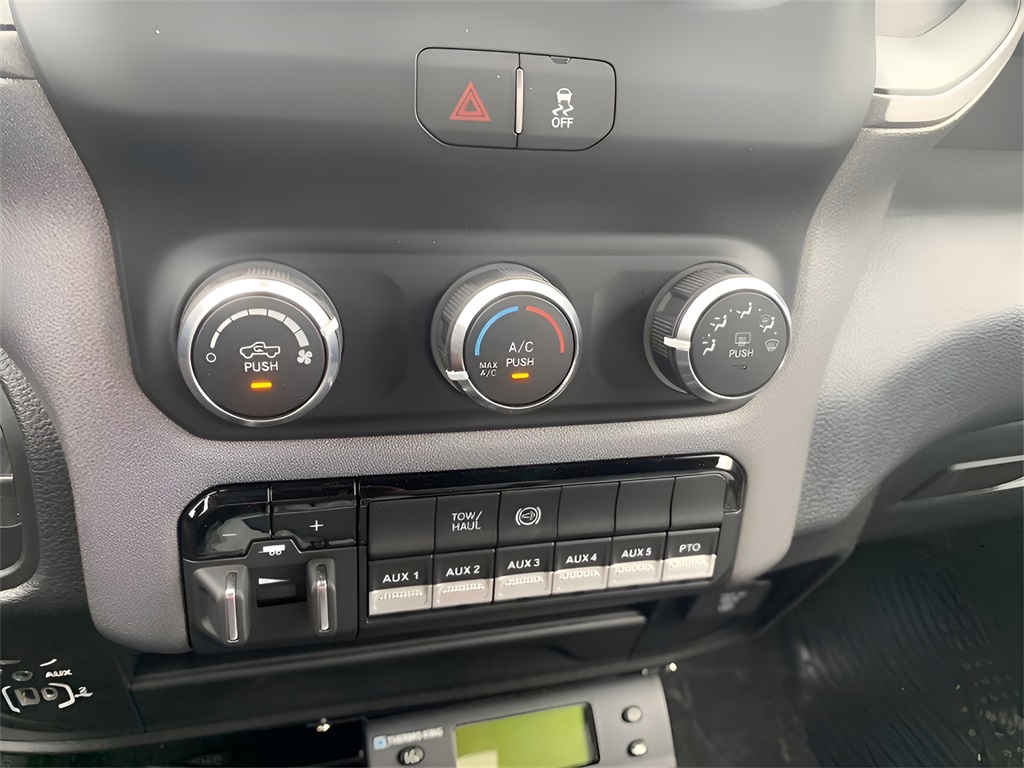 2024 Ram 5500 Tradesman photo 42
