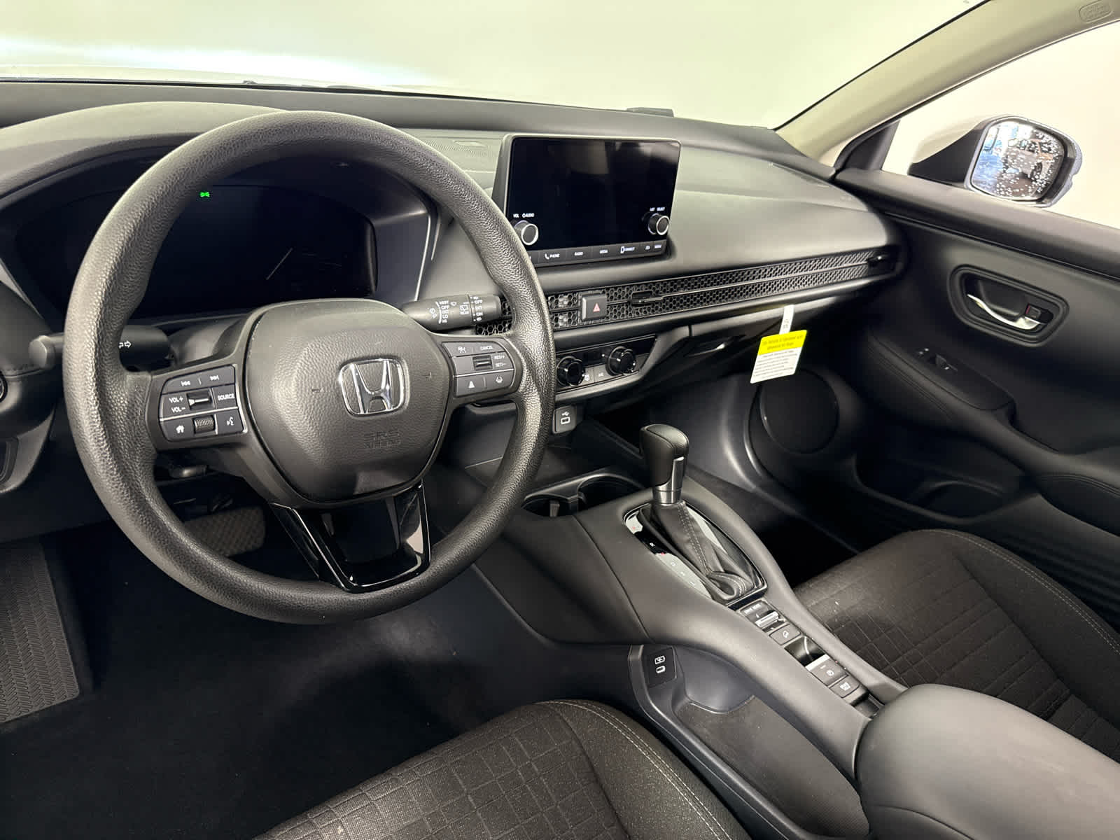 2025 Honda HR-V LX photo 15