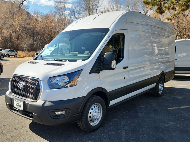 2026 Ford Transit photo 3