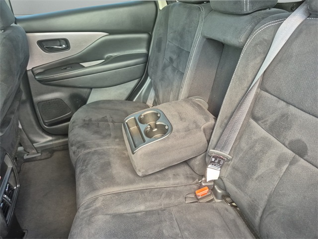 2021 Nissan Murano SV photo 10