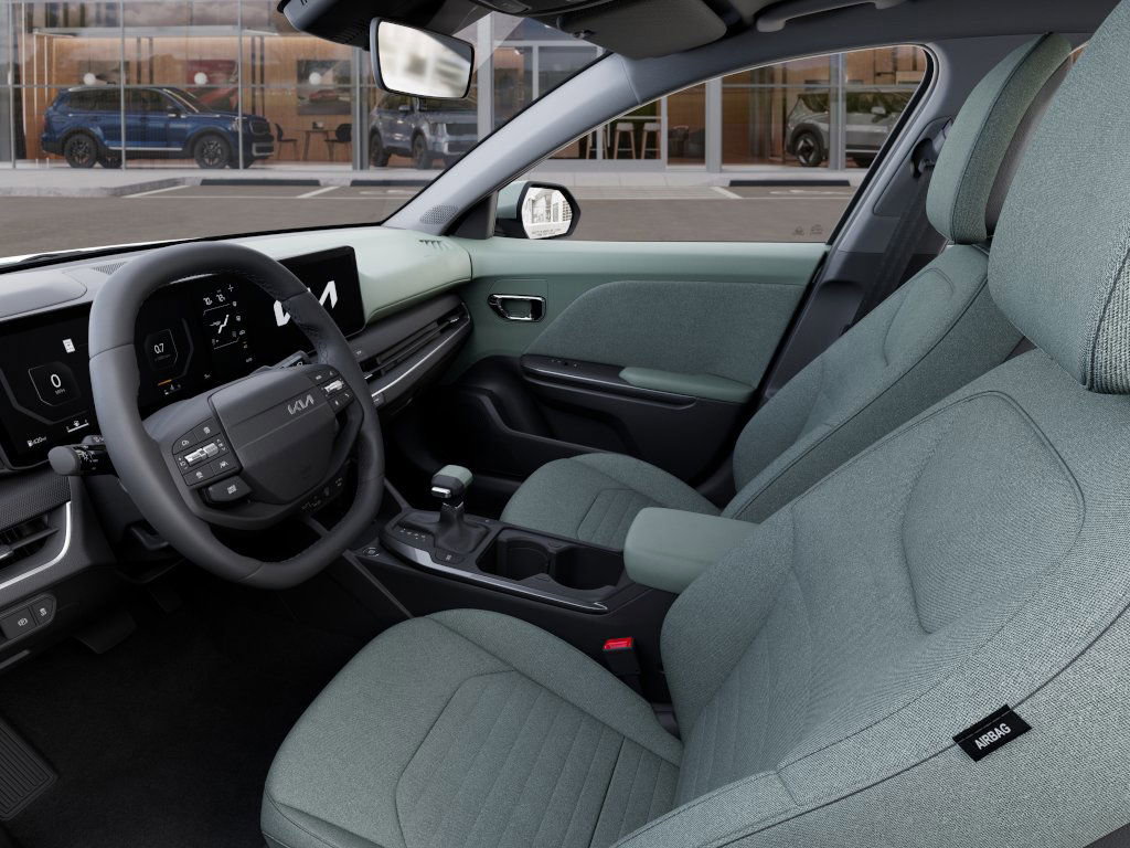 2025 Kia K4 EX photo 17