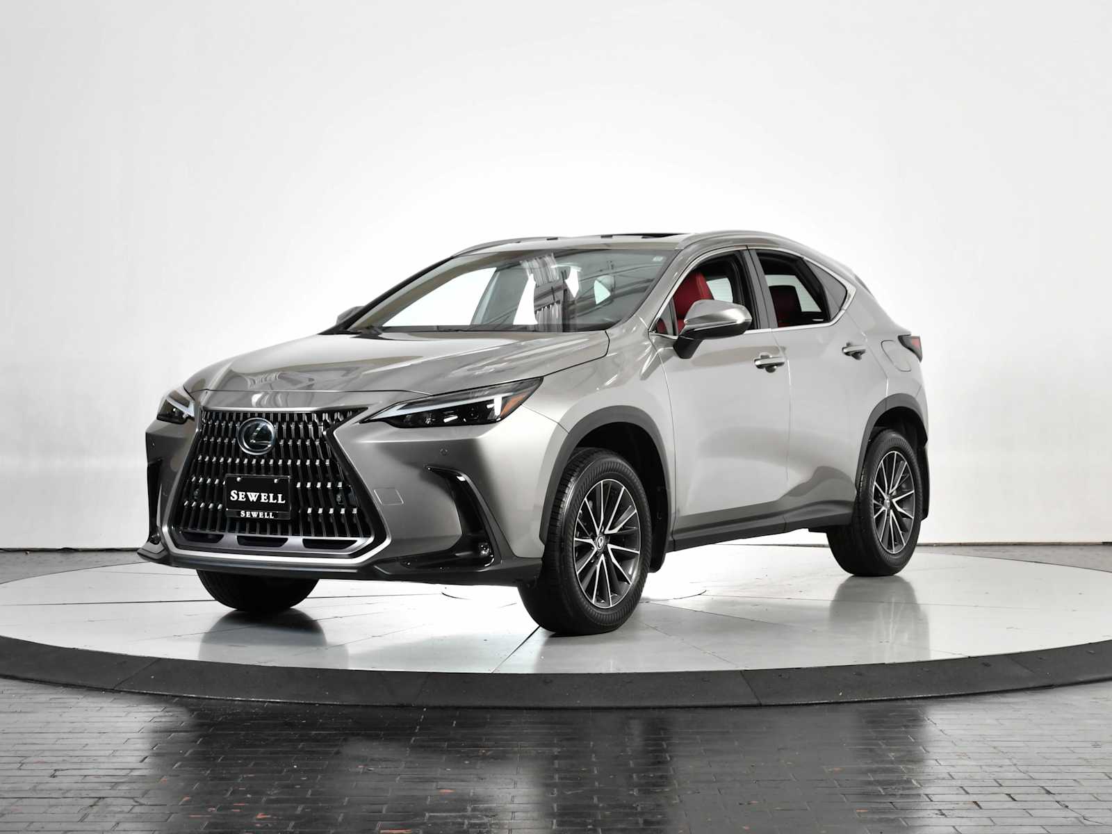 2024 Lexus NX 250's photo