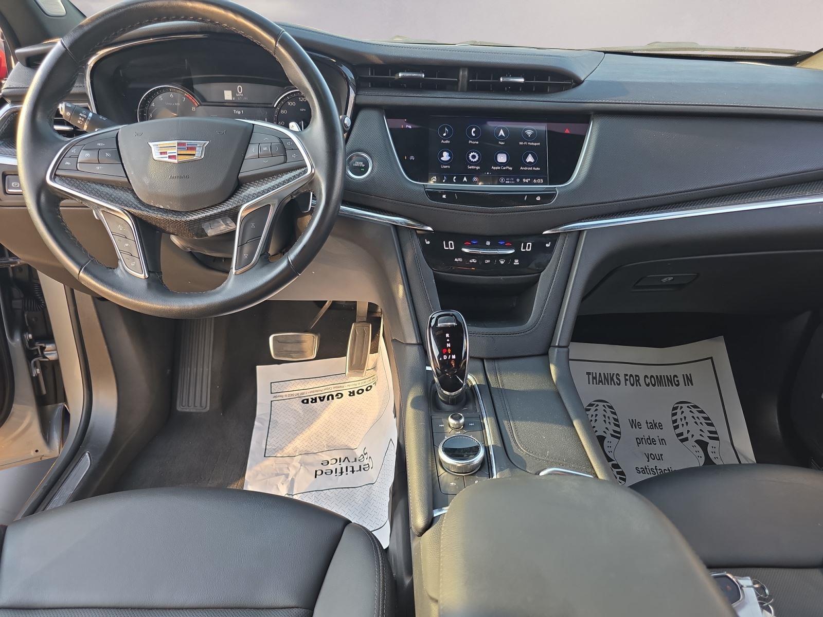 2023 Cadillac XT5 Sport photo 10